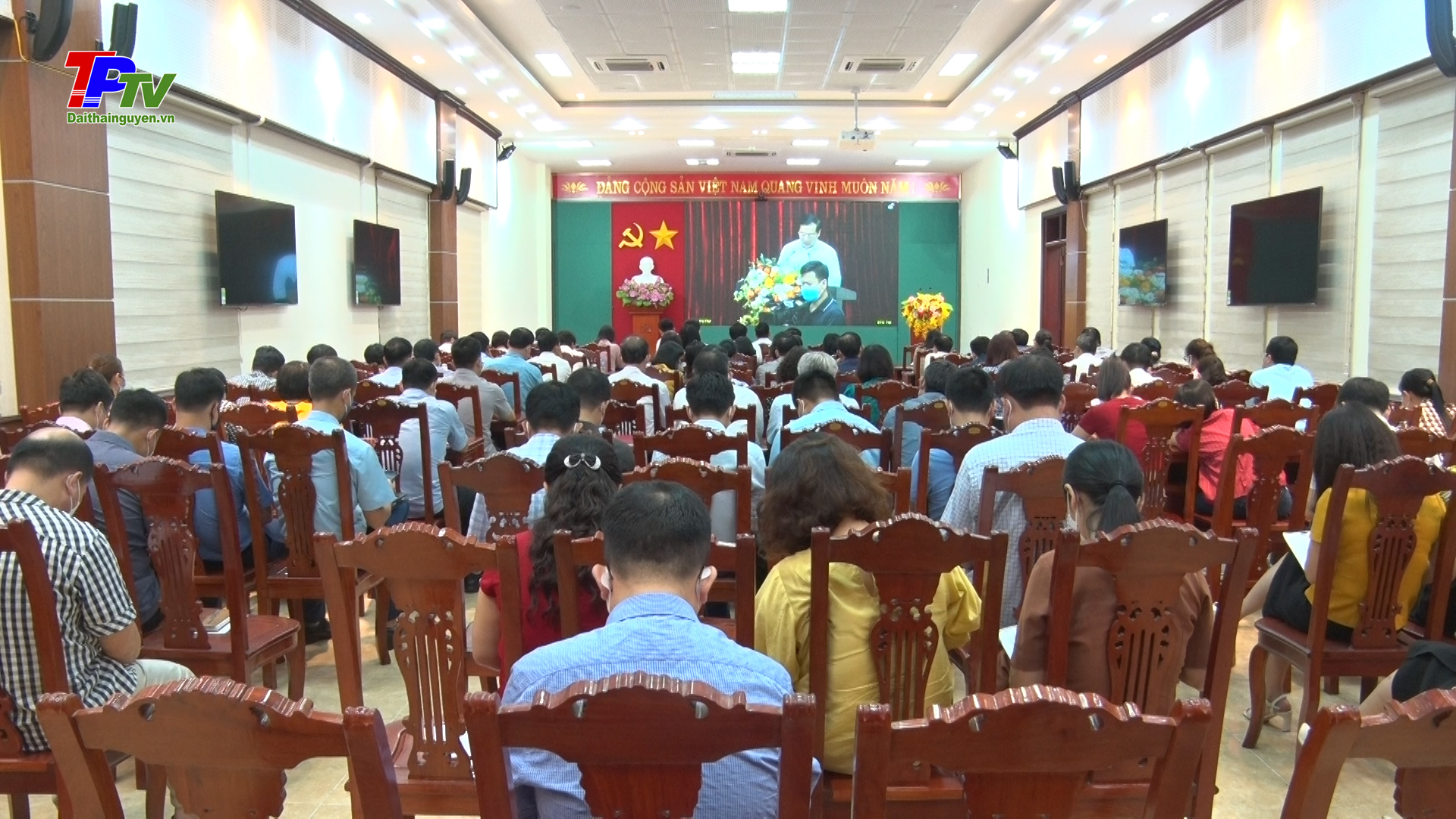 Hội nghị Báo cáo viên Trung ương tháng 5/2022