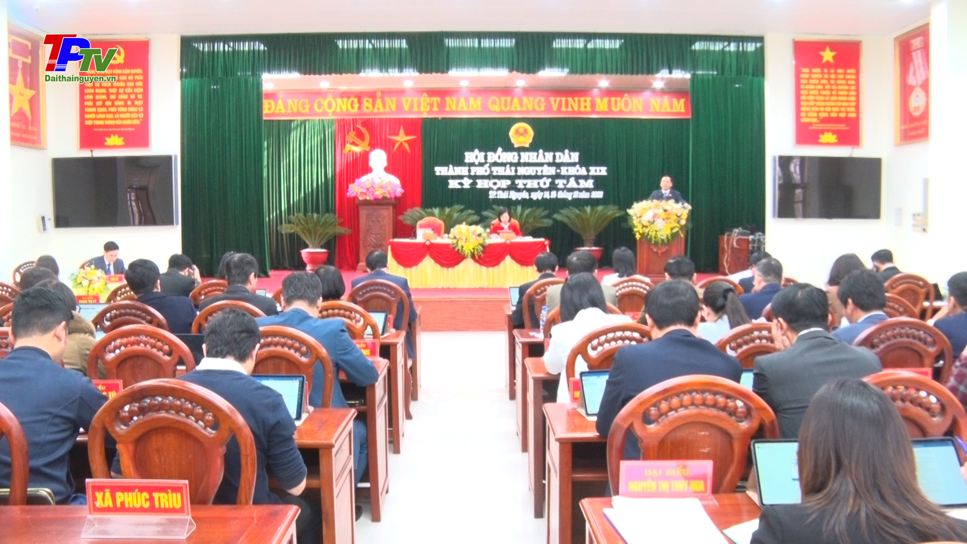 Kỳ họp thứ Tám HĐND thành phố Thái Nguyên thành công tốt đẹp.