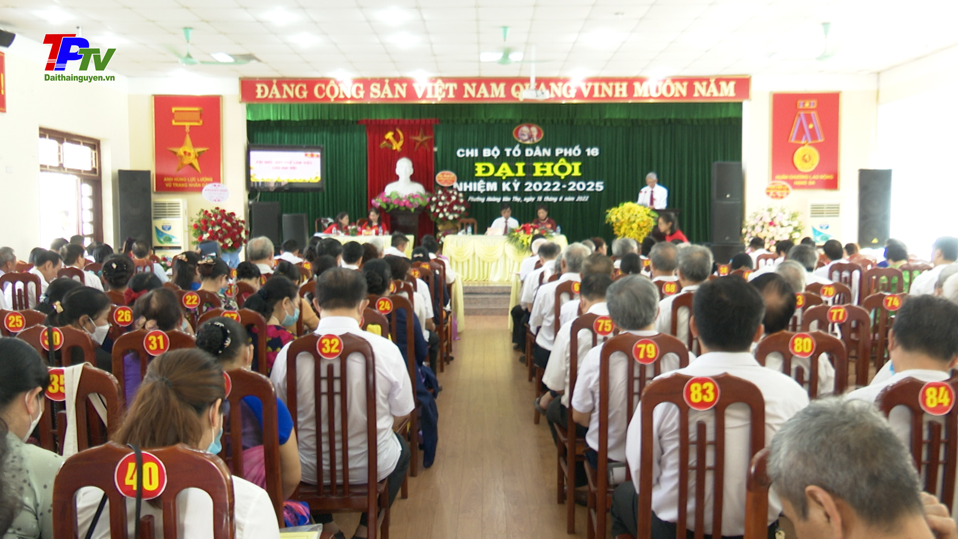 Đảng bộ phường Hoàng Văn Thụ tổ chức Đại hội Chi bộ điểm.