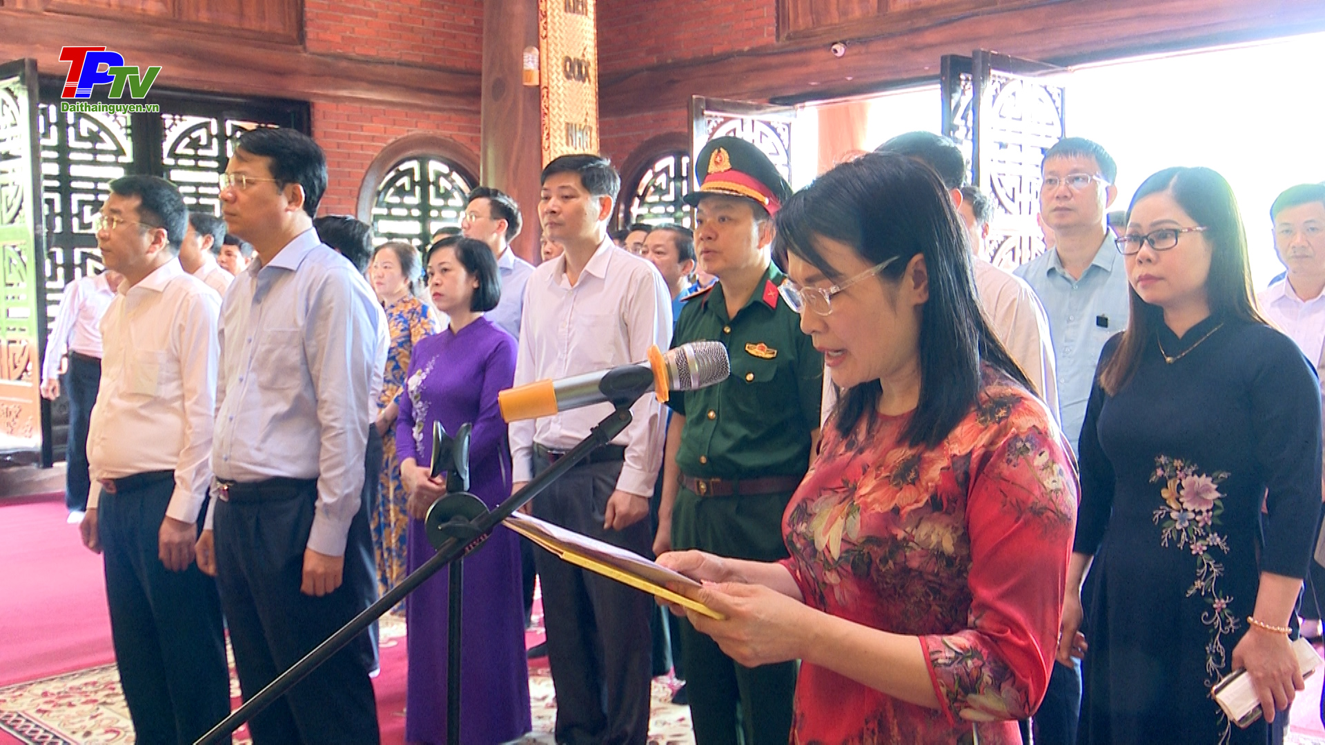 Thành phố Thái Nguyên: Dâng hương tưởng nhớ Chủ tịch Hồ Chí Minh tại ATK Định Hóa