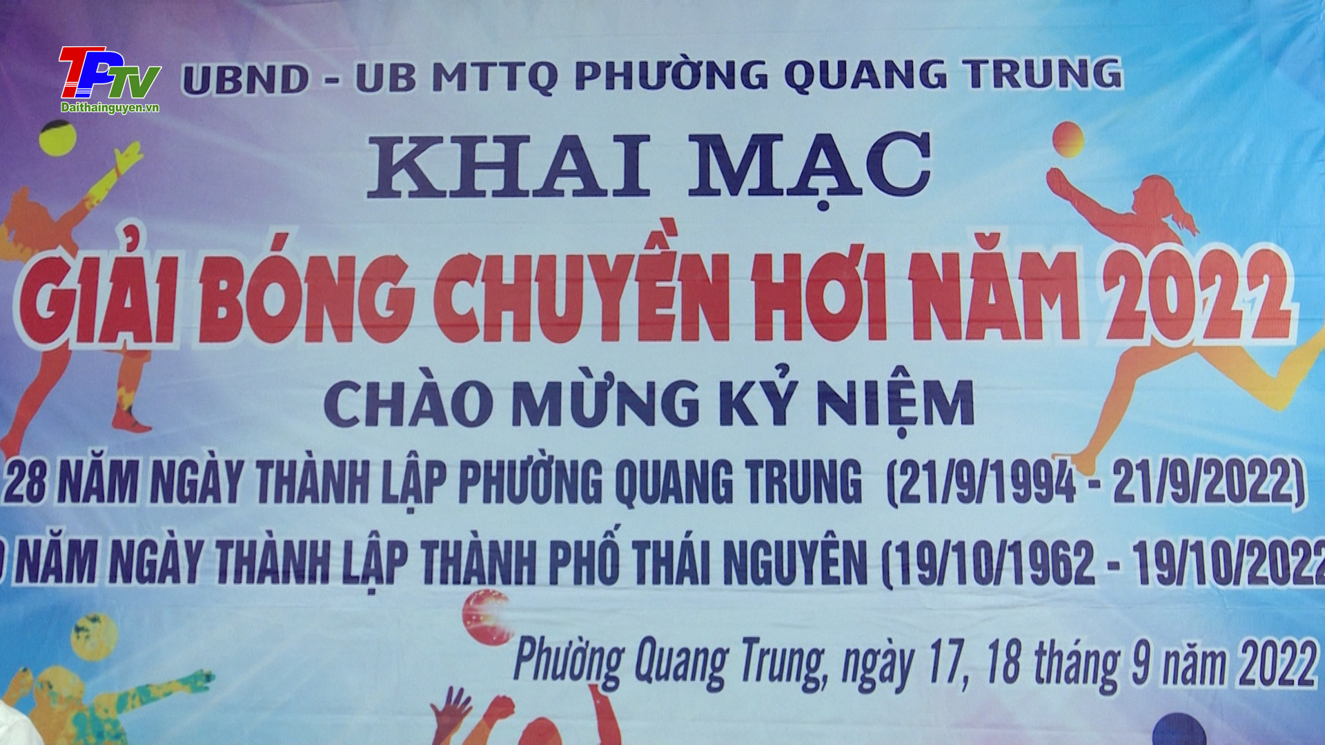 Trên 200 vận động viên tham gia giải bóng chuyền hơi phường Quang Trung năm 2022