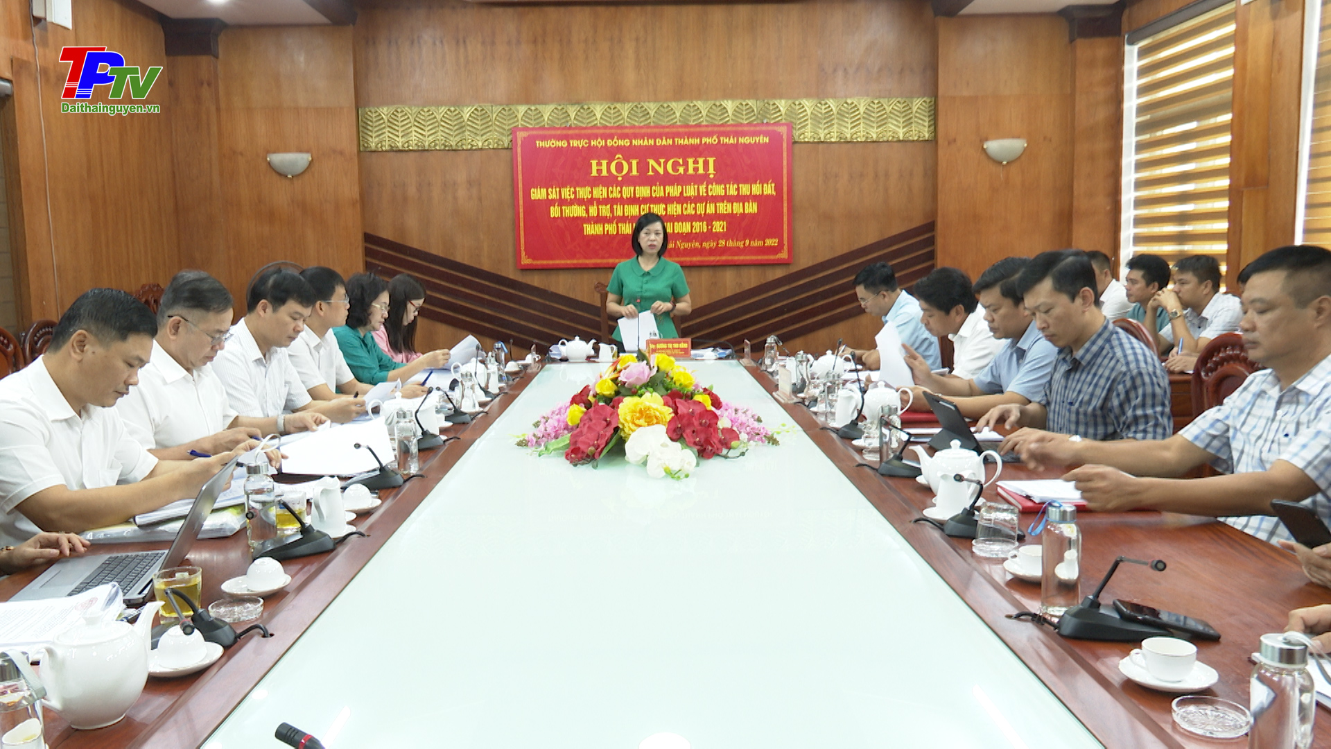 Giám sát việc thực hiện các quy định của pháp luật về công tác thu hồi đất, bồi thường, hỗ trợ, tái định cư thực hiện các dự án trên địa bàn thành phố Thái Nguyên.