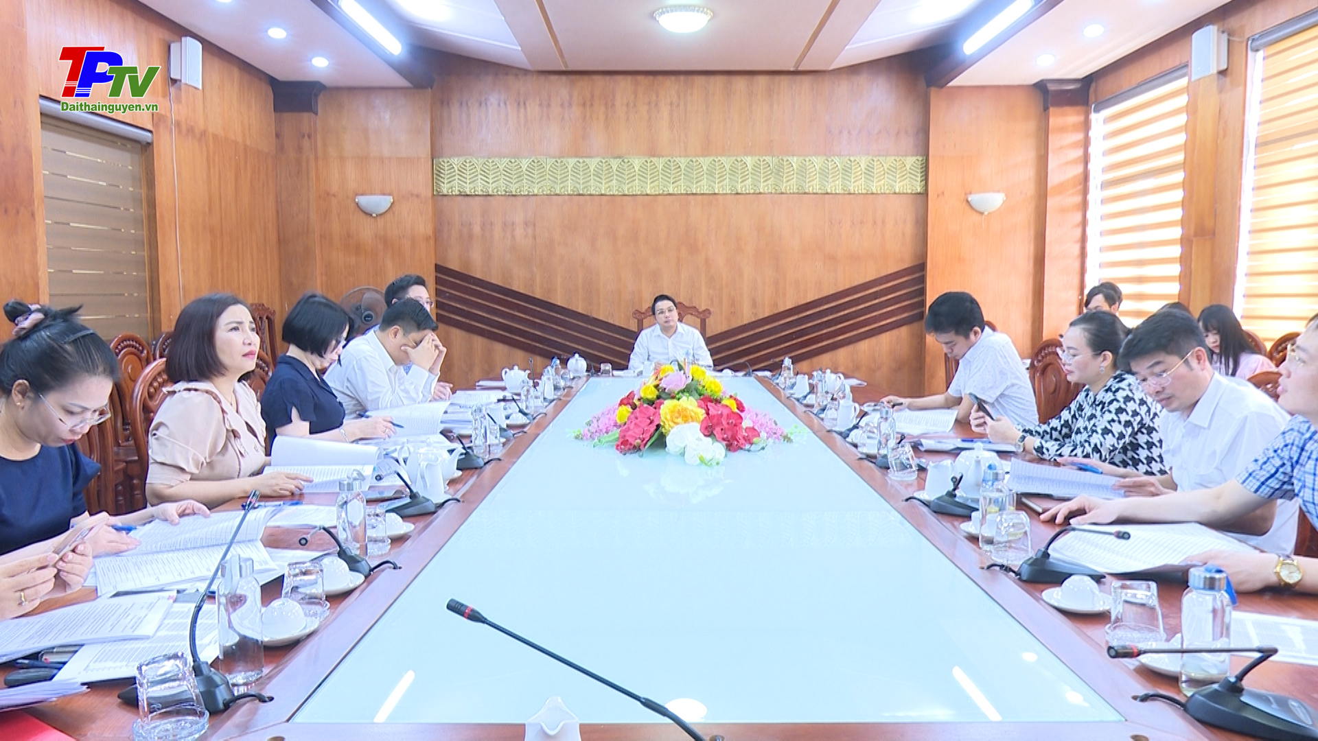 Triển khai công tác lễ tân chuẩn bị chào mừng Lễ kỷ niệm 60 năm ngày thành lập thành phố Thái Nguyên.