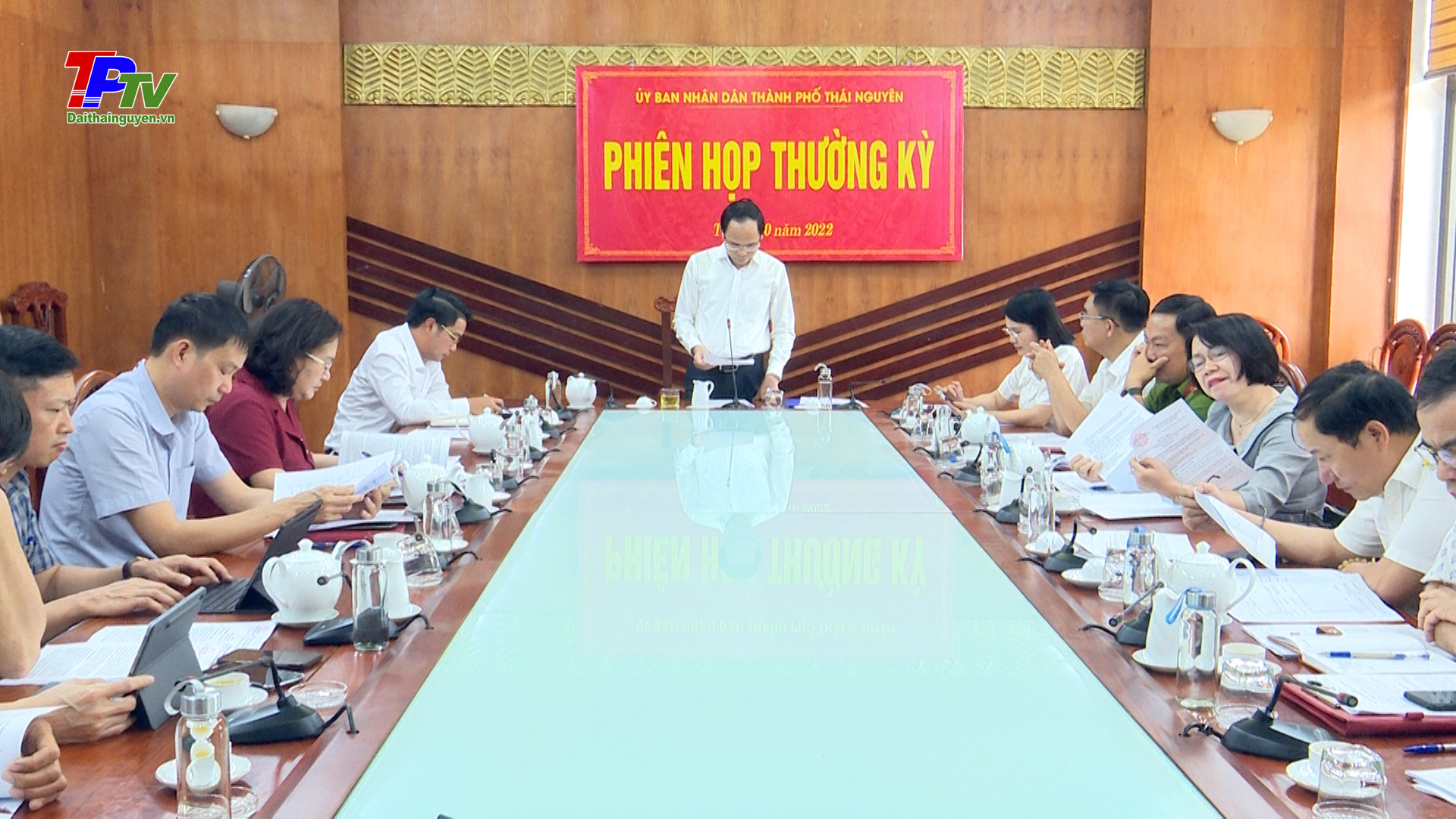 UBND thành phố Thái Nguyên họp phiên thường kỳ tháng 10