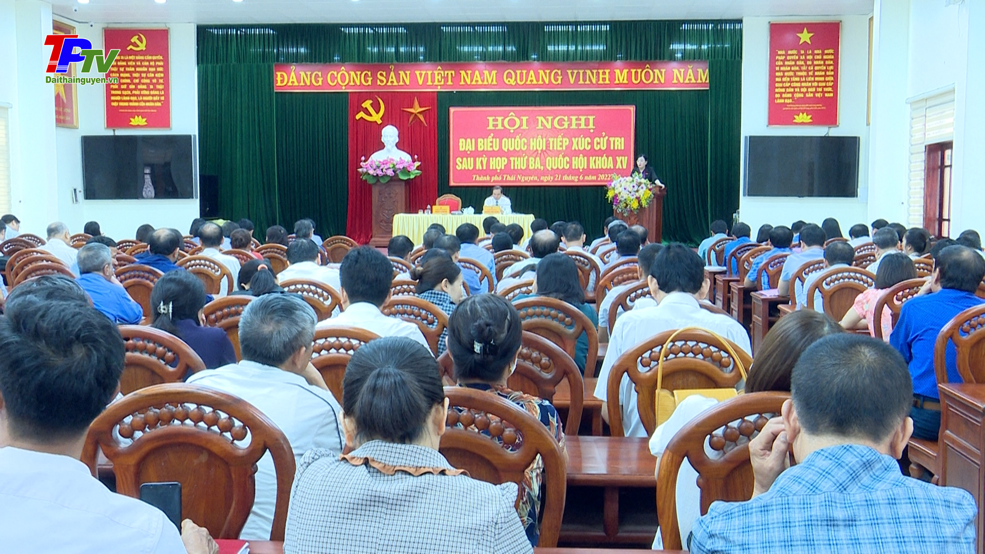 Đoàn đại biểu Quốc hội tiếp xúc cử tri thành phố Thái Nguyên sau Kỳ họp thứ 3, Quốc hội khóa XV.