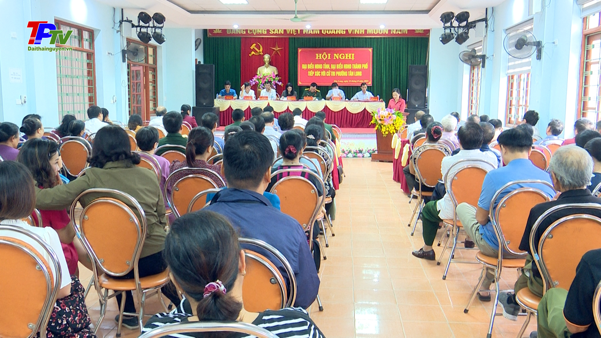 Đại biểu HĐND tỉnh và thành phố Thái Nguyên tiếp xúc cử tri phường Tân Long