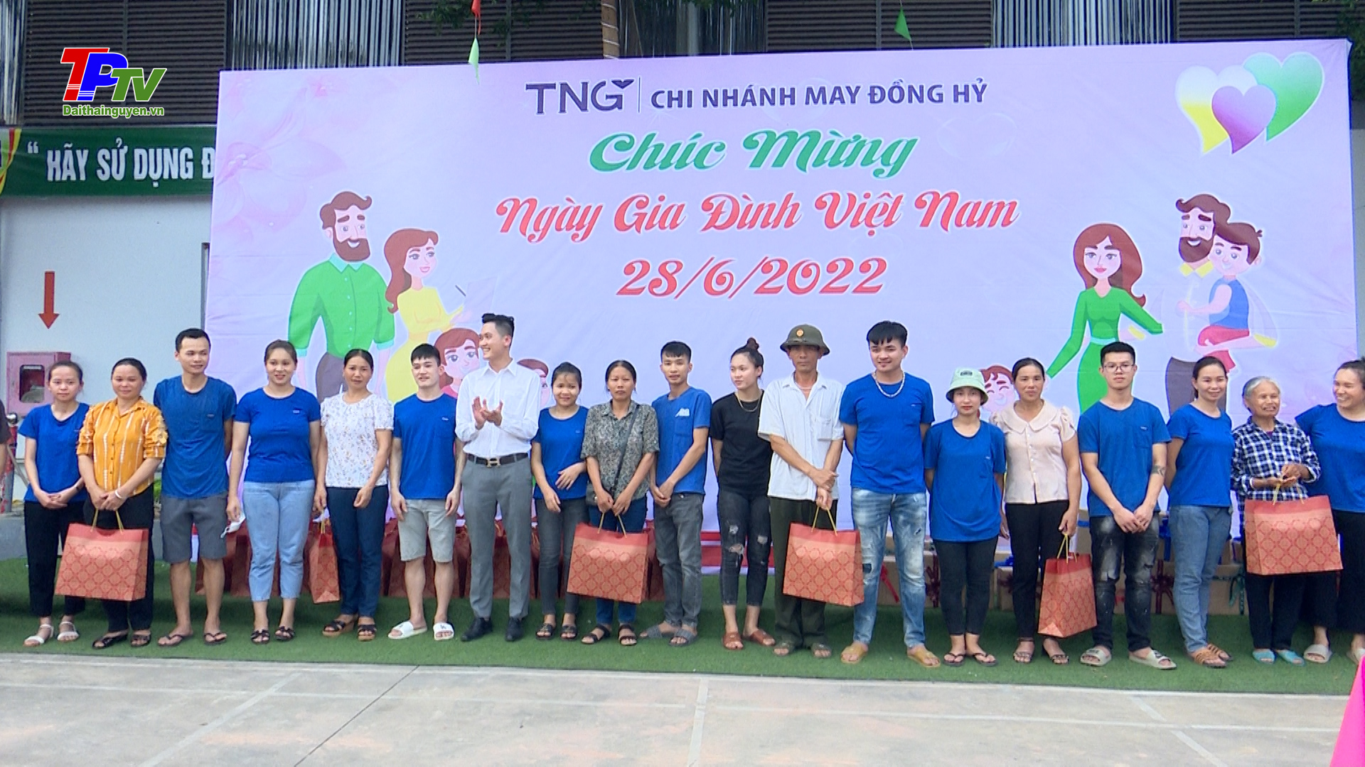 Tri ân người lao động nhân Ngày gia đình Việt Nam 28/6