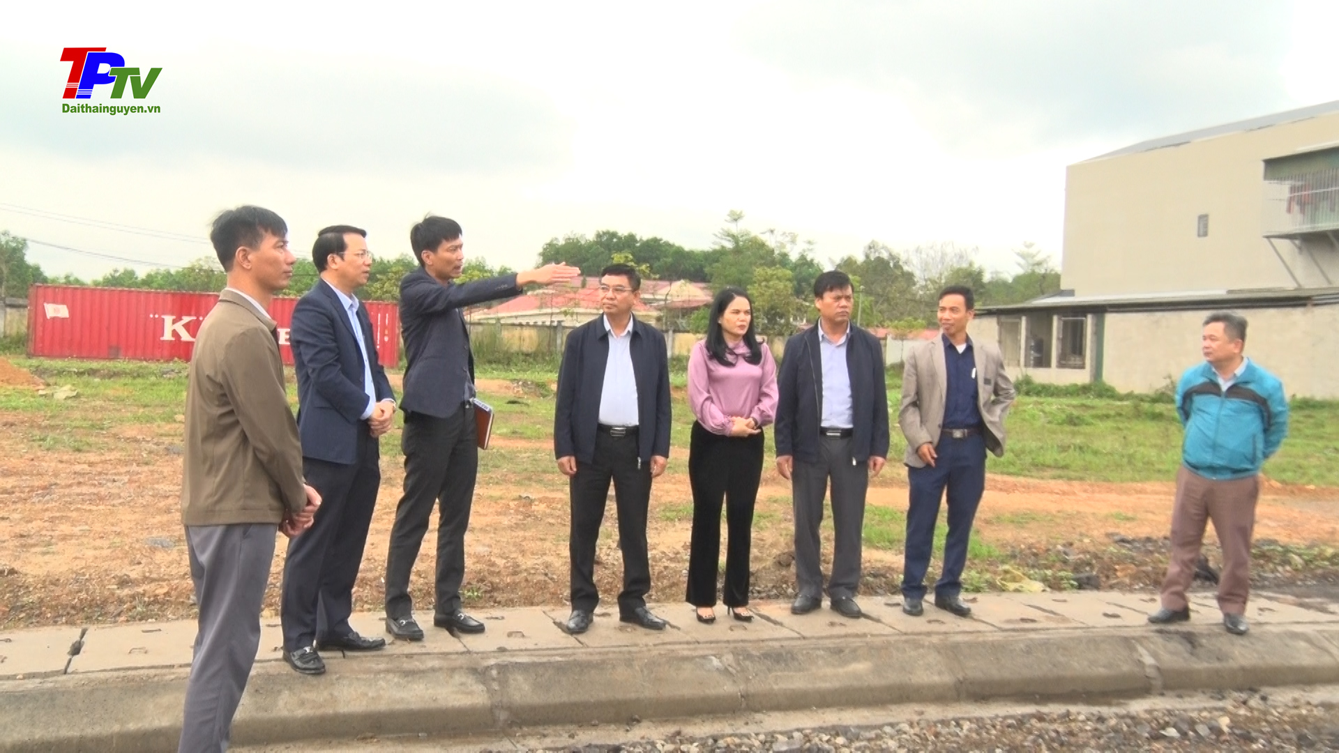 Đồng chí Bí thư Thành ủy kiểm tra tiến độ thực hiện dự án Khu tái định cư xã Phúc Hà.