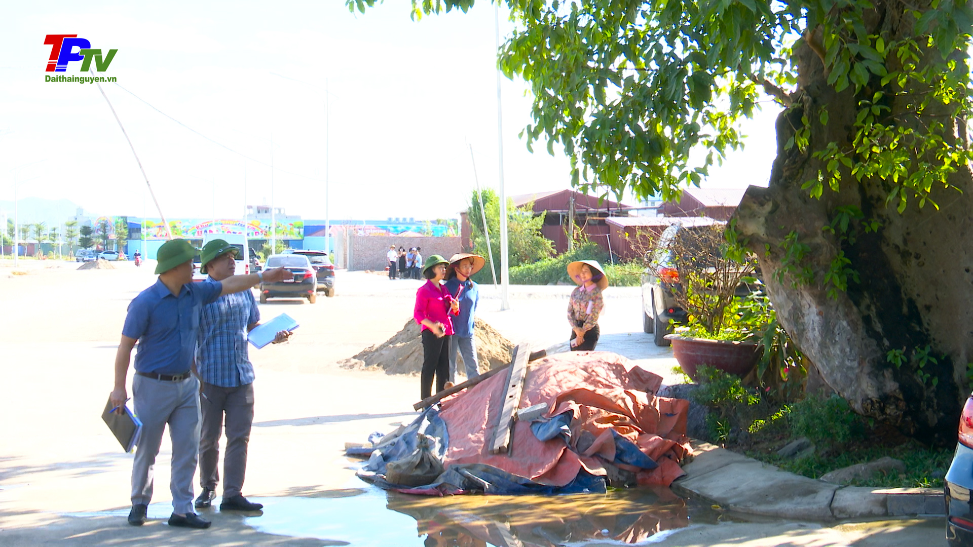 Khảo sát tại thực địa một số dự án đầu tư công trên địa bàn Thành phố.