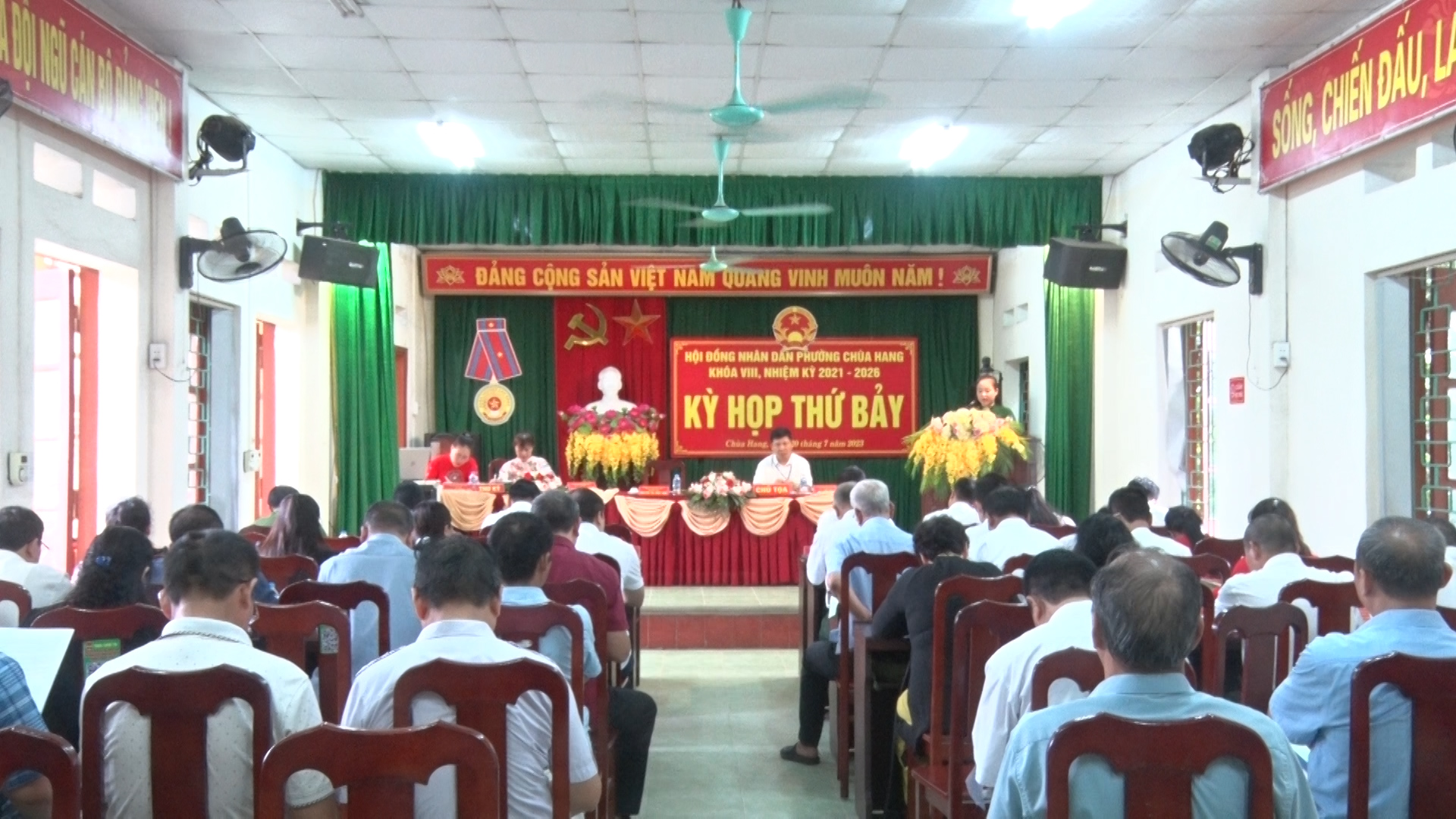 Hội đồng nhân dân phường Chùa Hang tổ chức Kỳ họp thứ Bảy, khóa VIII nhiệm kỳ 2021-2026