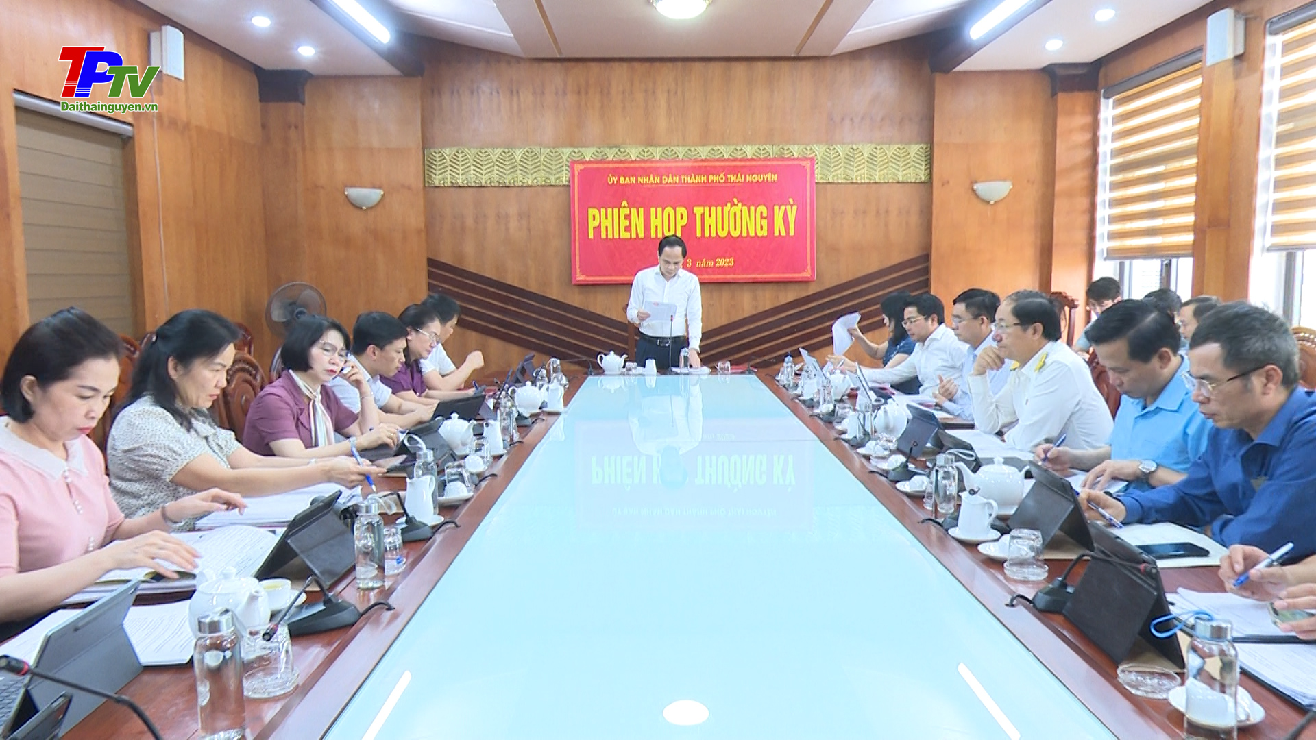 Phiên họp thường kỳ tháng 3 UBND thành phố Thái Nguyên