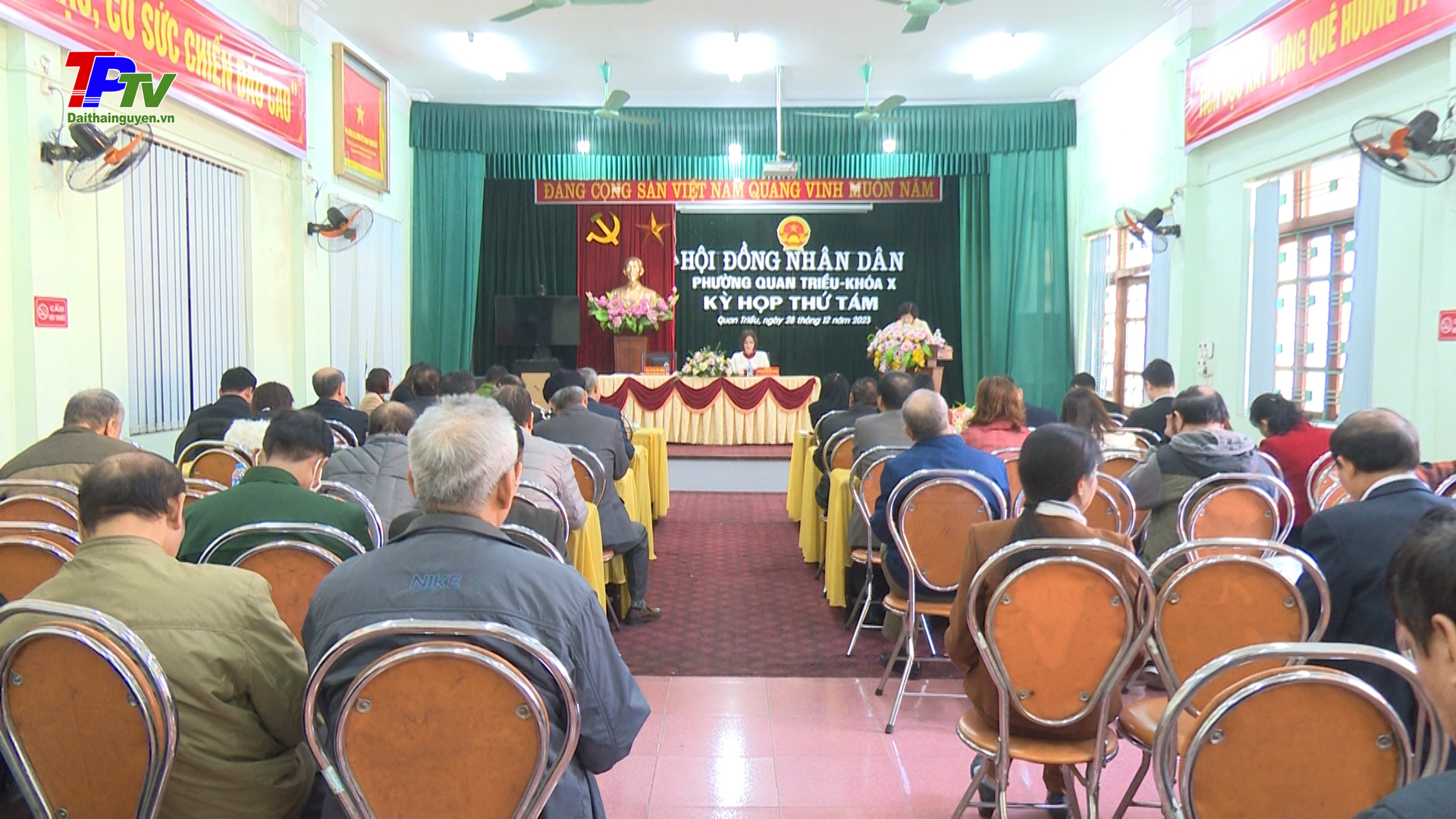 Kỳ họp thứ Tám, Hội đồng nhân dân phường Quan Triều khóa X, nhiệm kỳ 2021 - 2026.