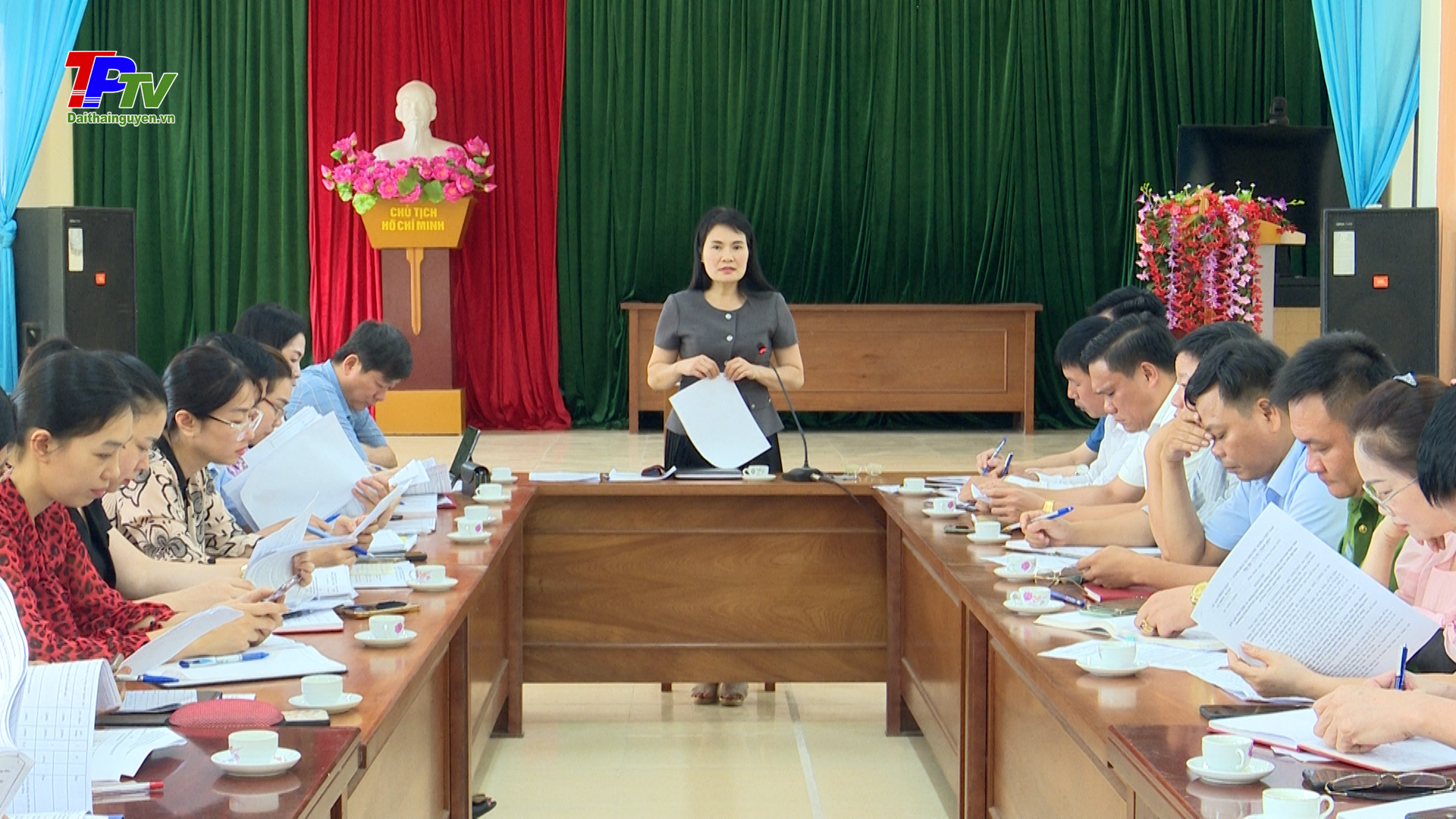 Thành phố Thái Nguyên hướng dẫn việc thực hiện xây dựng nông thôn mới nâng cao tại xã Phúc Xuân.