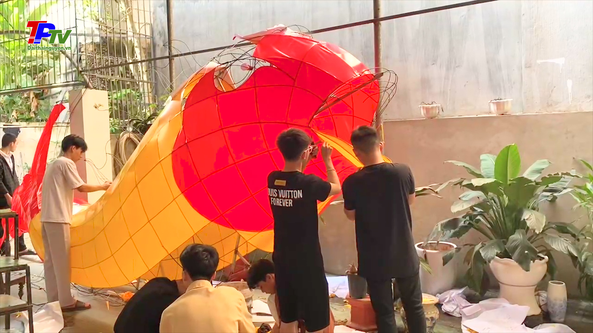 Thông điệp đầy ý nghĩa của mô hình đèn 