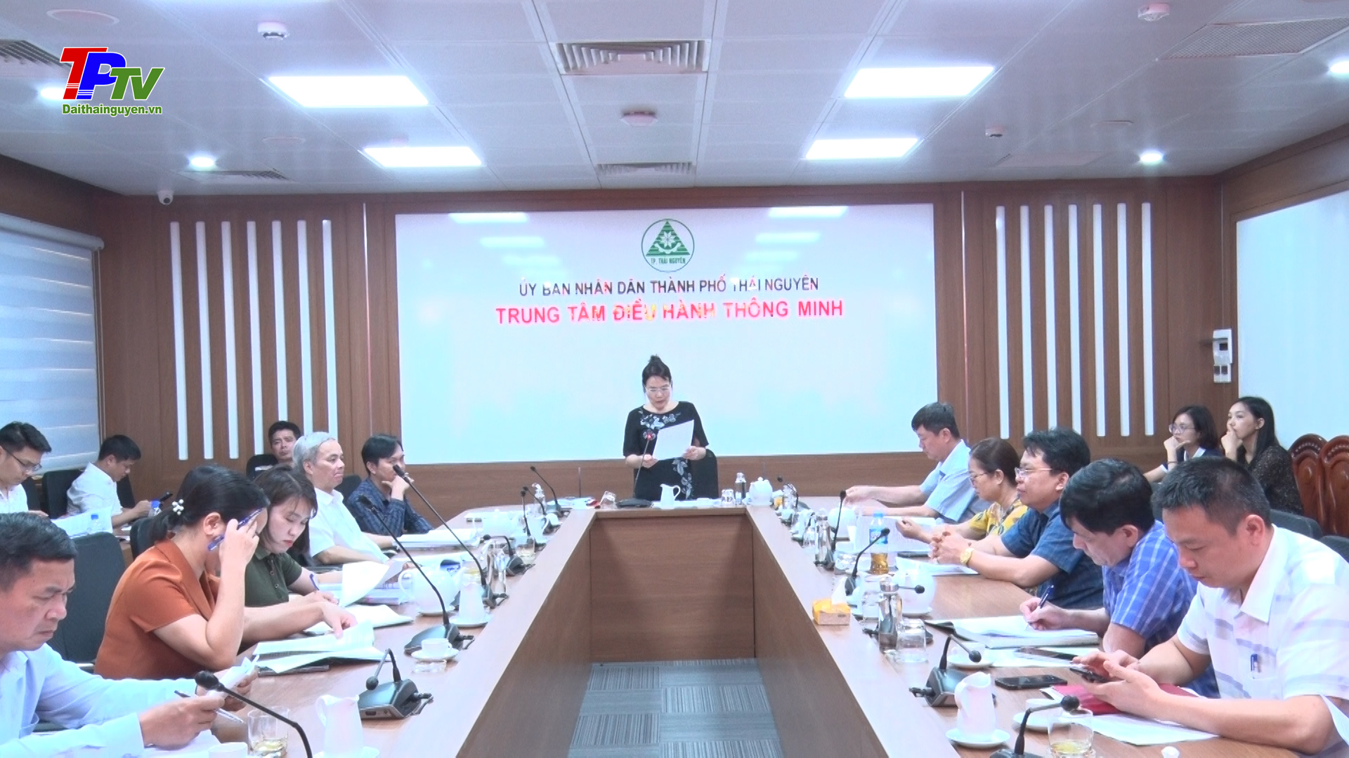 Phấn đấu giảm tỷ lệ hộ nghèo xuống còn 0,40%.