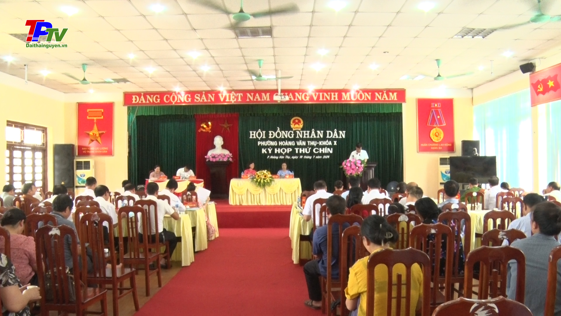 Kỳ họp thứ 9 HĐND phường Hoàng Văn Thụ khóa X, nhiệm kỳ 2021 - 2026.