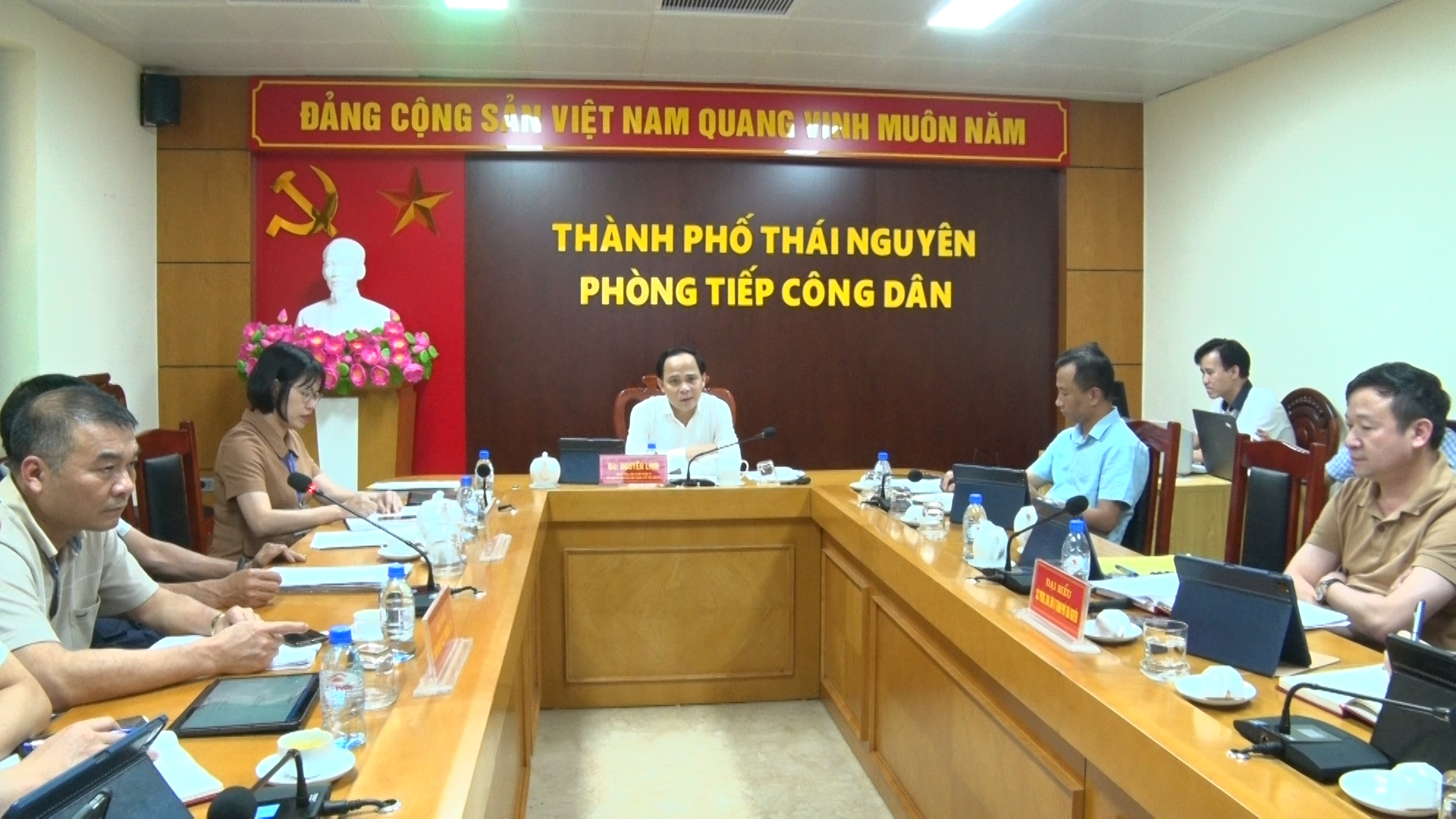 Đảm bảo quyền, Lợi ích chính đáng của công dân.