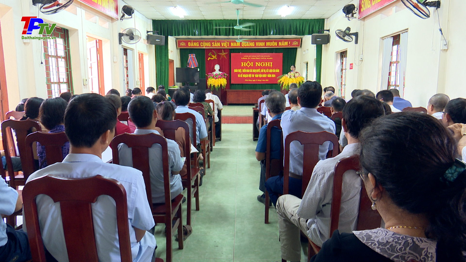 Đảng ủy phường Chùa Hang: Quán triệt, tuyên truyền và triển khai thực hiện các nghị quyết, chỉ thị, kết luận của Bộ Chính trị, Ban Bí thư Trung ương Đảng khóa XIII.