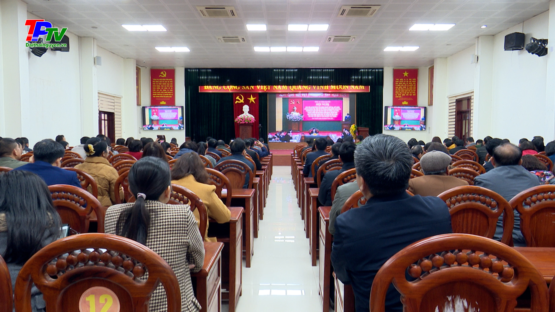 Quán triệt các nghị quyết, chỉ thị, kết luận của Bộ Chính trị, Ban Bí thư Trung ương Đảng khóa XIII