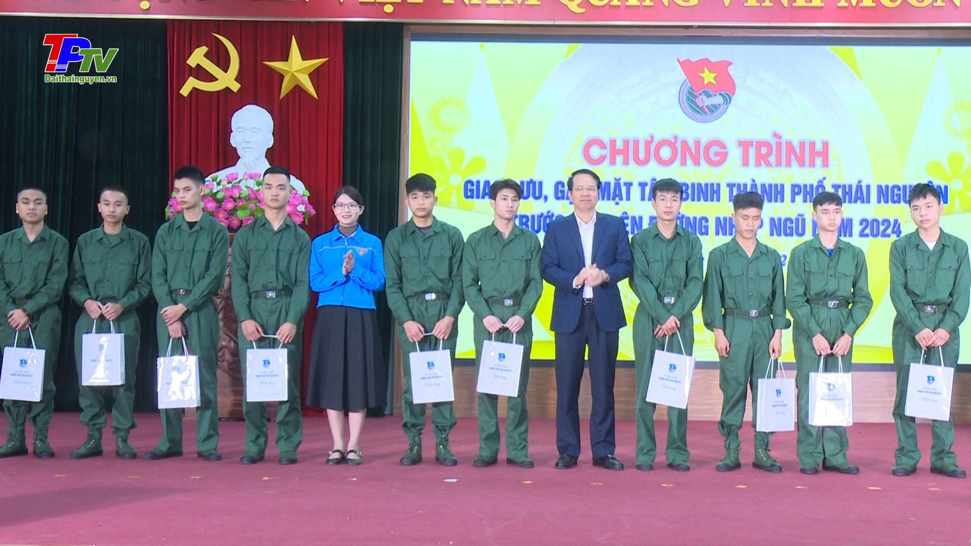 Giao lưu gặp mặt tân binh thành phố Thái Nguyên trước khi lên đường nhập ngũ năm 2024.