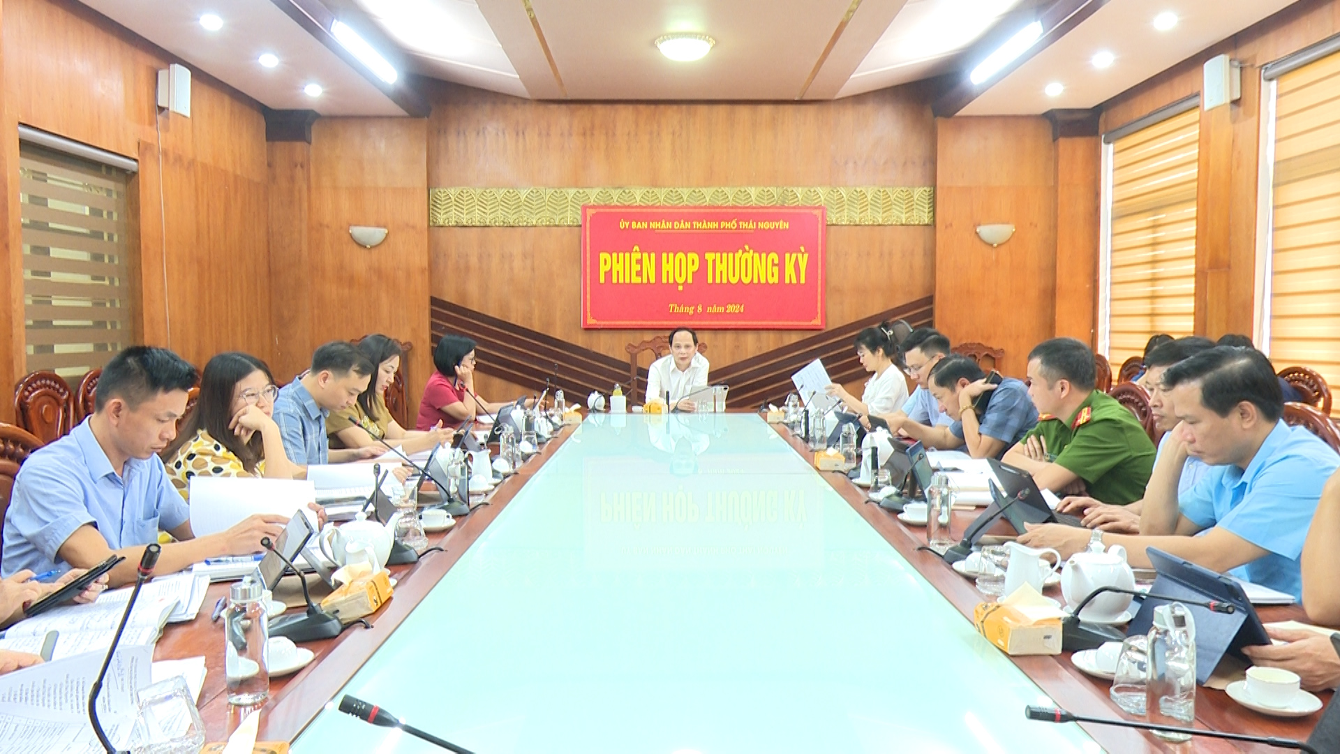 UBND thành phố Thái Nguyên họp thường kỳ tháng 8/2024.