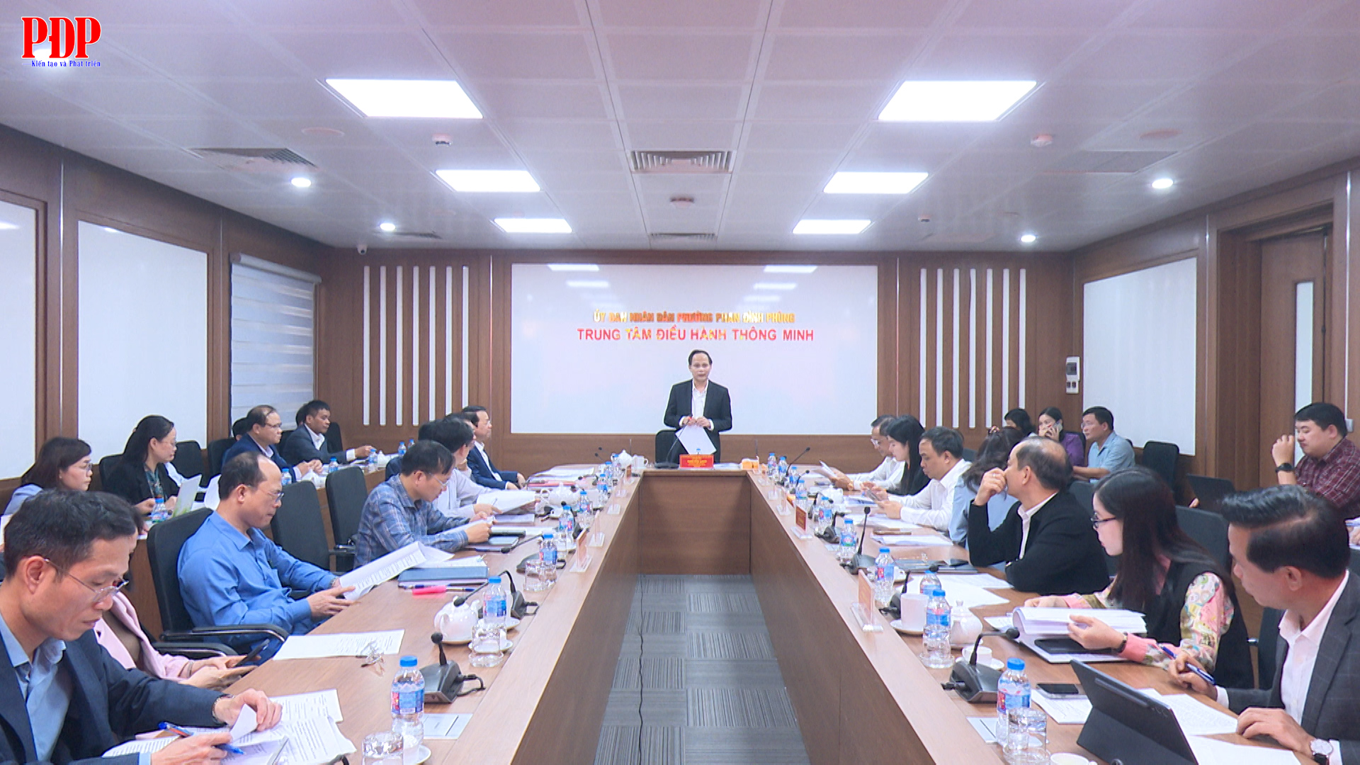 Ban bầu cử đại biểu Quốc hội khoá XVI tỉnh Thái Nguyên, đơn vị bầu cử số 1 tổ chức phiên họp thứ hai.