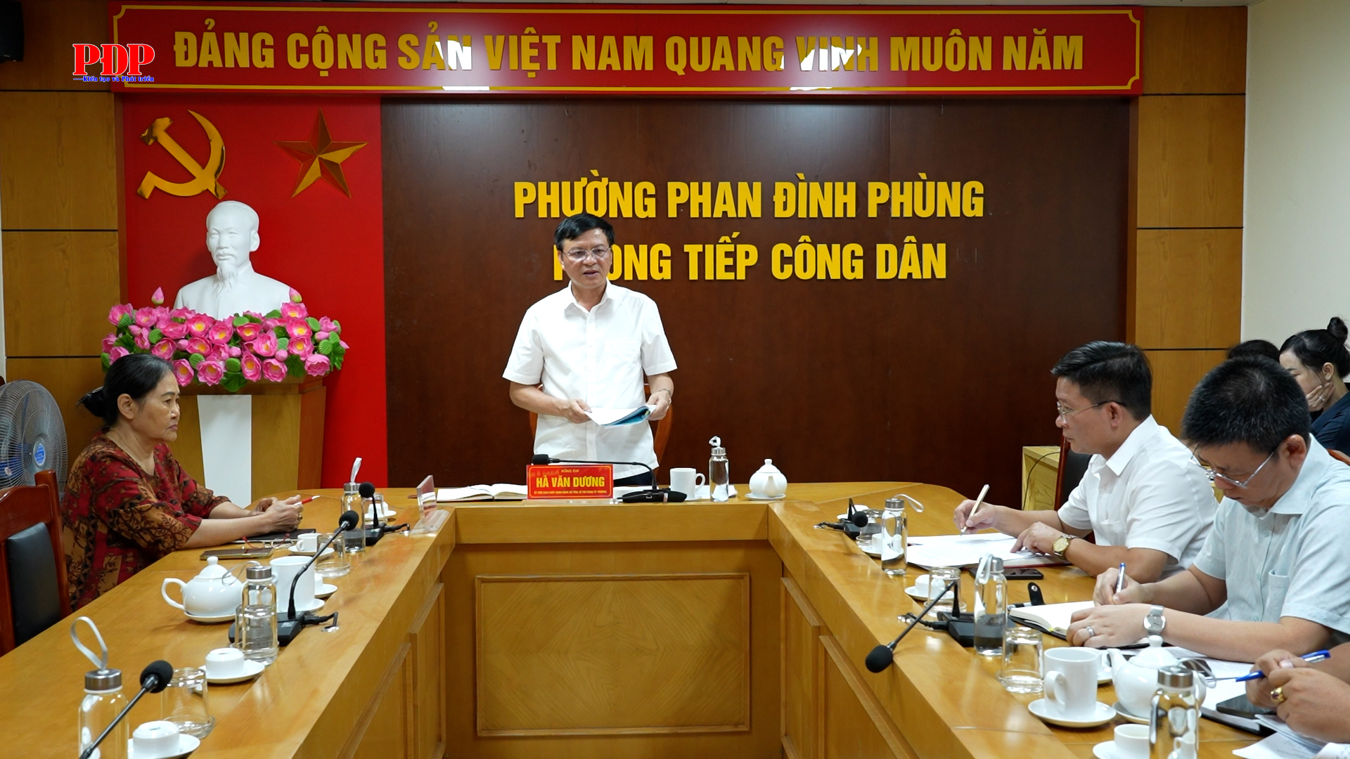 Đồng chí Bí thư Đảng ủy phường Phan Đình Phùng tiếp công dân định kỳ tháng 8/2026.