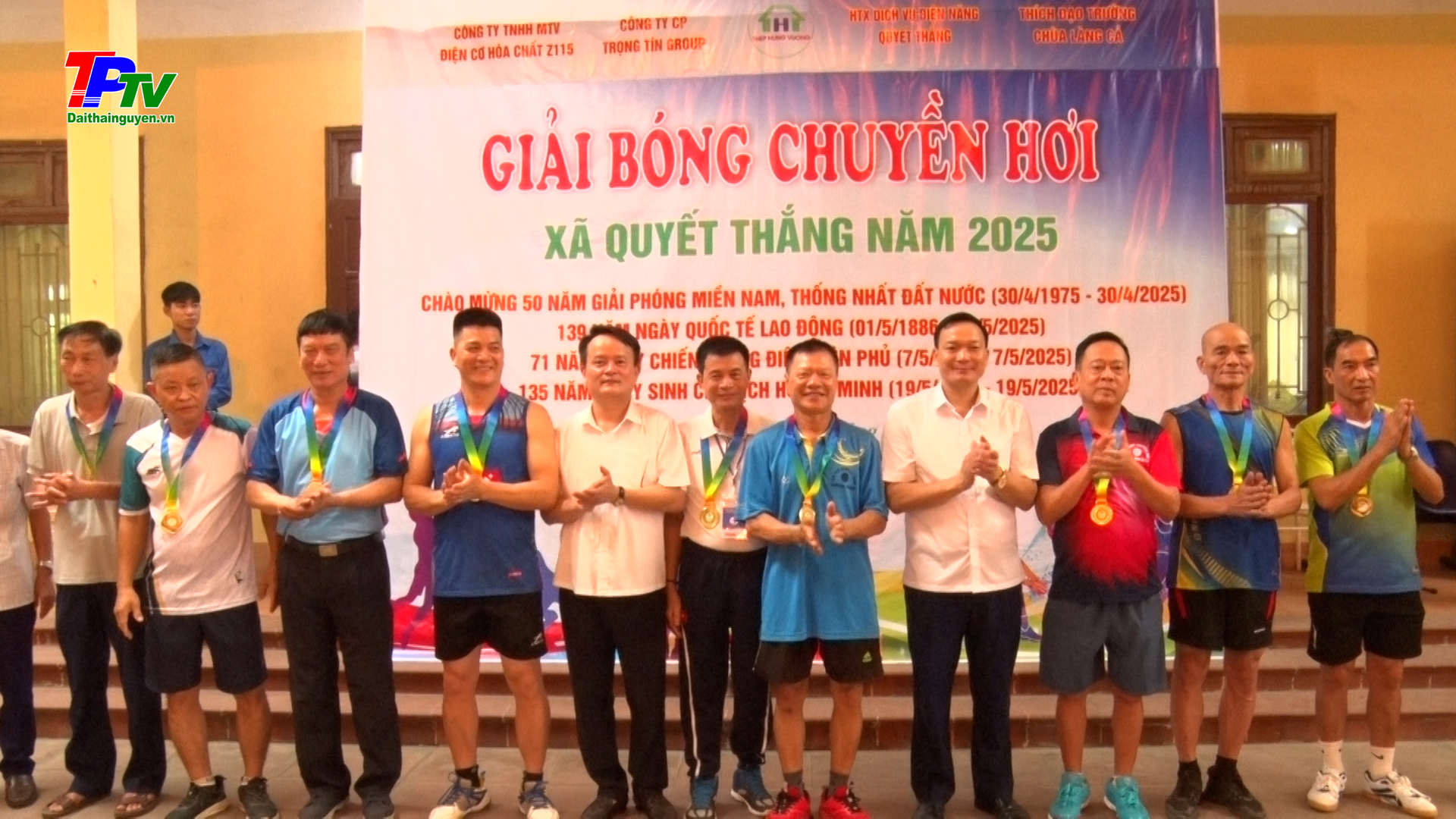 Khai mạc Giải Bóng chuyền hơi xã Quyết Thắng