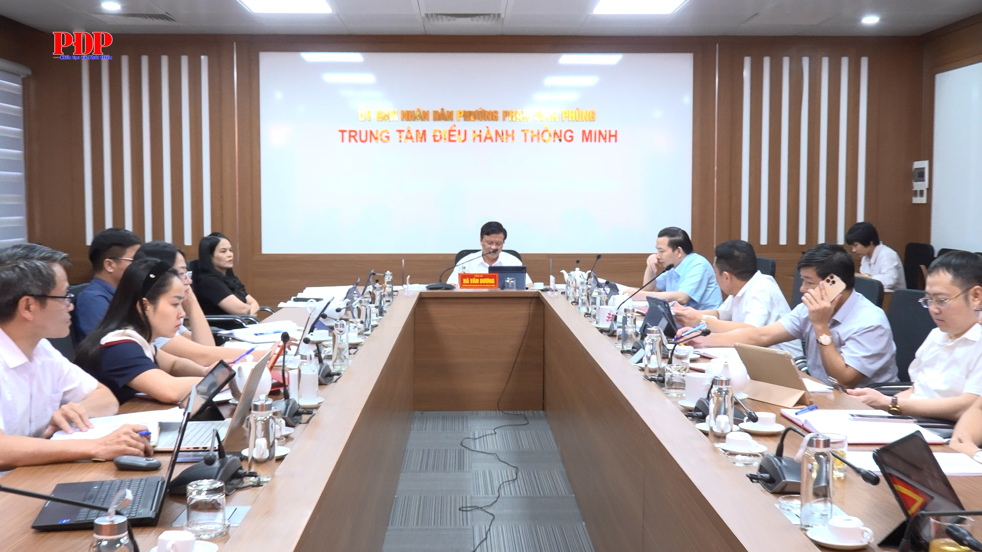 Thường trực Đảng ủy phường Phan Đình Phùng họp giao ban, tập trung chỉ đạo thực hiện các nhiệm vụ trọng tâm.