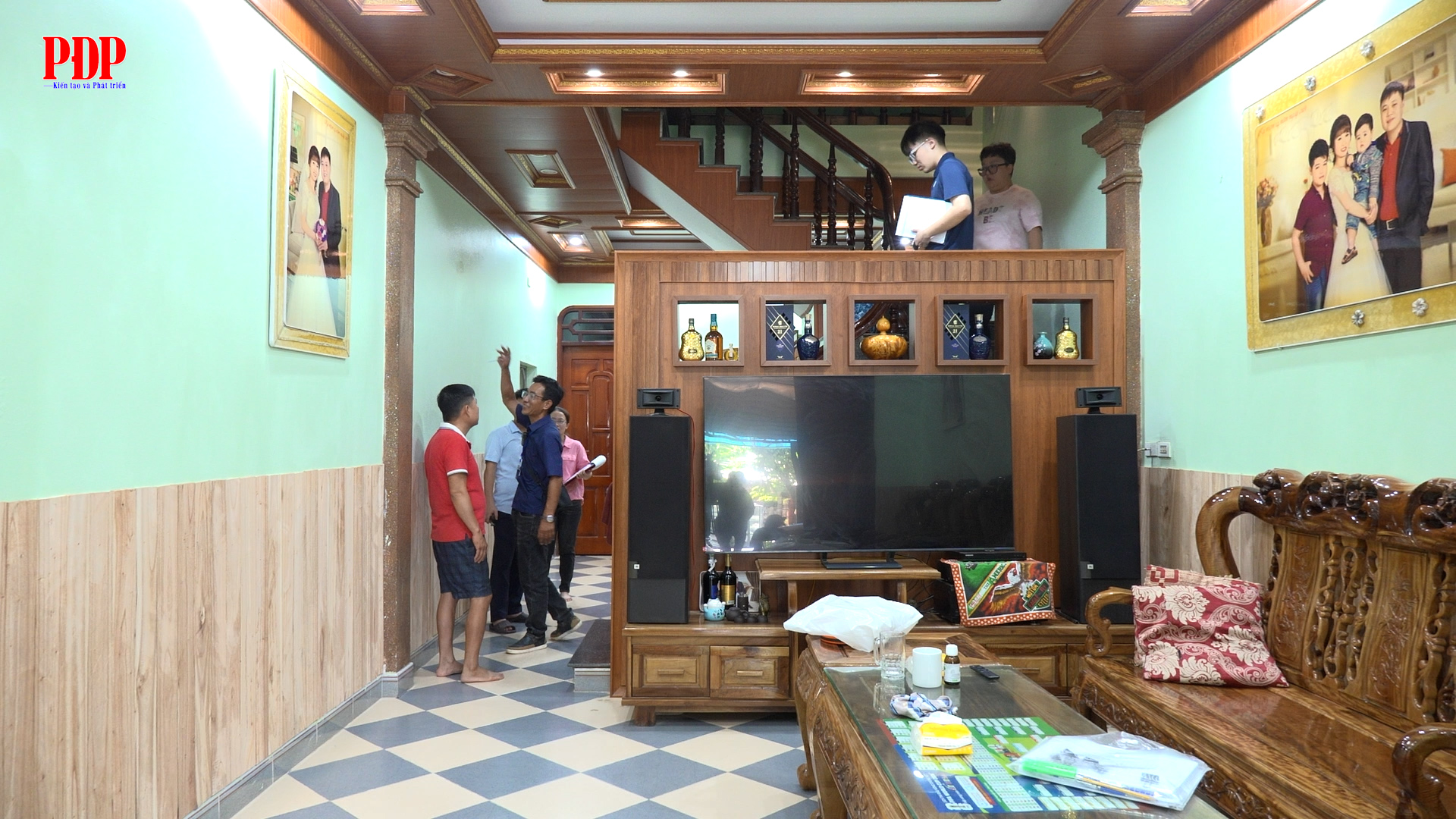Tiếp tục rà soát, xử lý các trường hợp xây dựng tạo lập tài sản trái quy định trong phạm vi Dự án Xây dựng tuyến đê Hữu Cầu