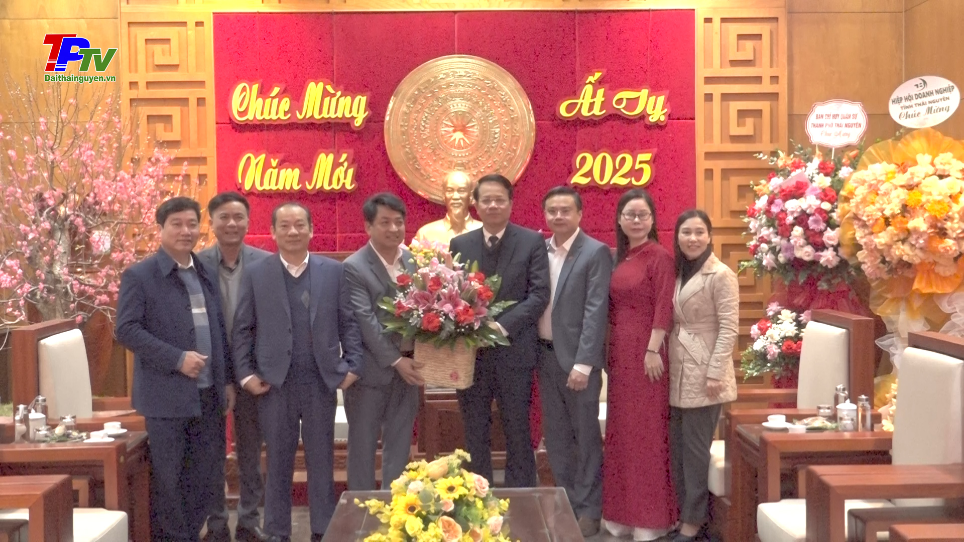 Kỷ niệm 95 năm ngày thành lập Đảng Cộng sản Việt Nam (3/2/1930 - 3/2/2025).