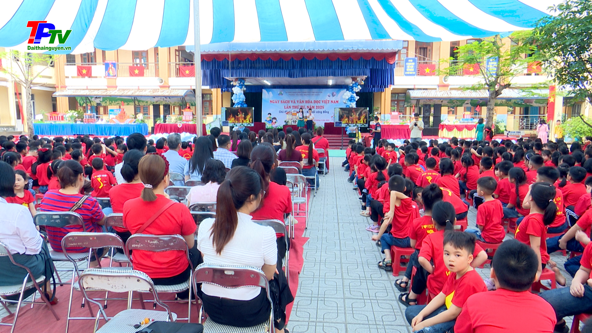 Trường Tiểu học Nguyễn Viết Xuân tổ chức Ngày sách và văn hóa đọc năm 2025.