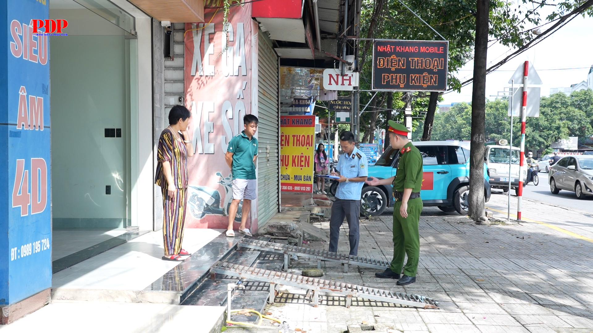Phường Phan Đình Phùng: Tăng cường tuyên truyền, tạo điều kiện để người dân tự khắc phục vi phạm trật tự đô thị