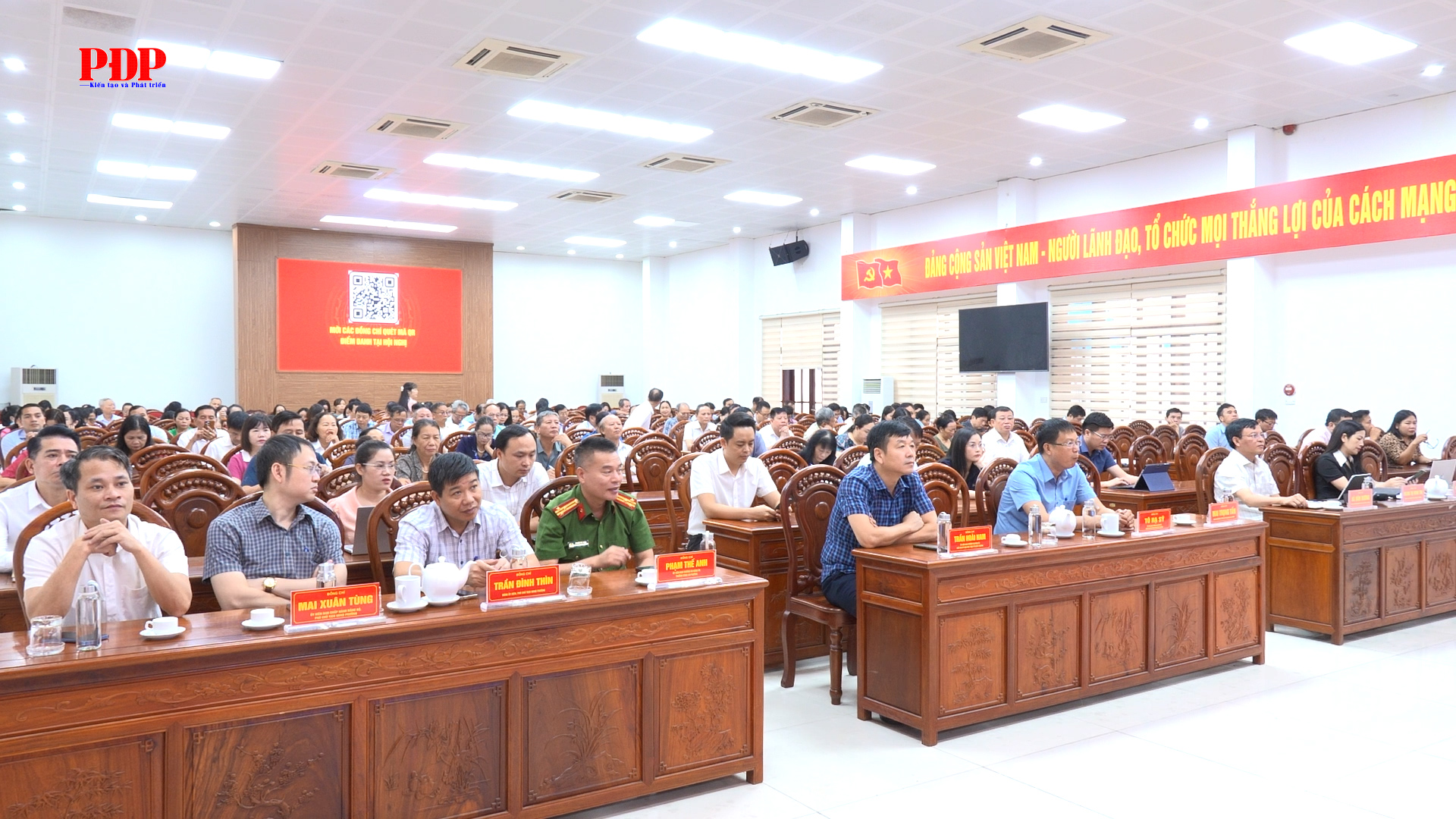 Quán triệt sâu sắc Nghị quyết Trung ương 3 khóa XIV, tạo chuyển biến thực chất trong hành động và kết quả thực hiện.