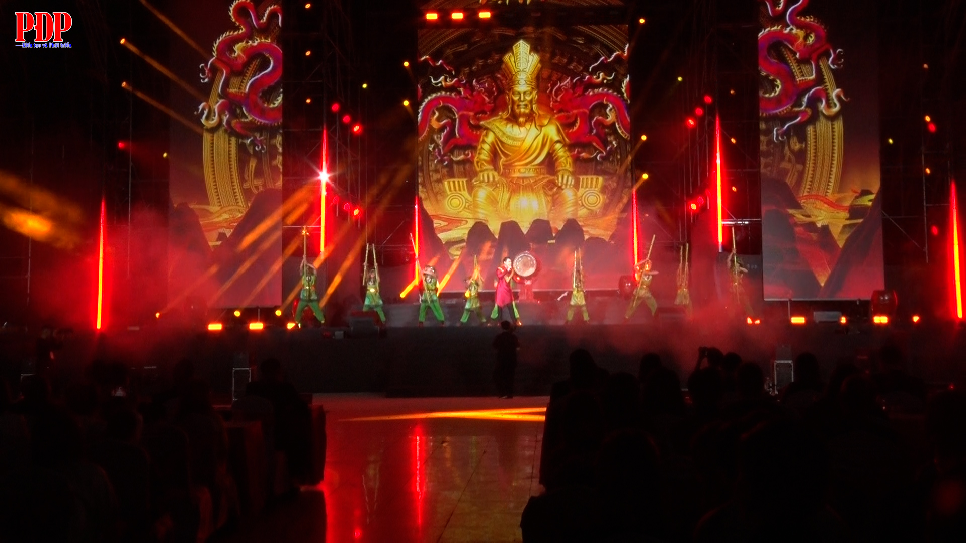 Rực rỡ chương trình nghệ thuật 