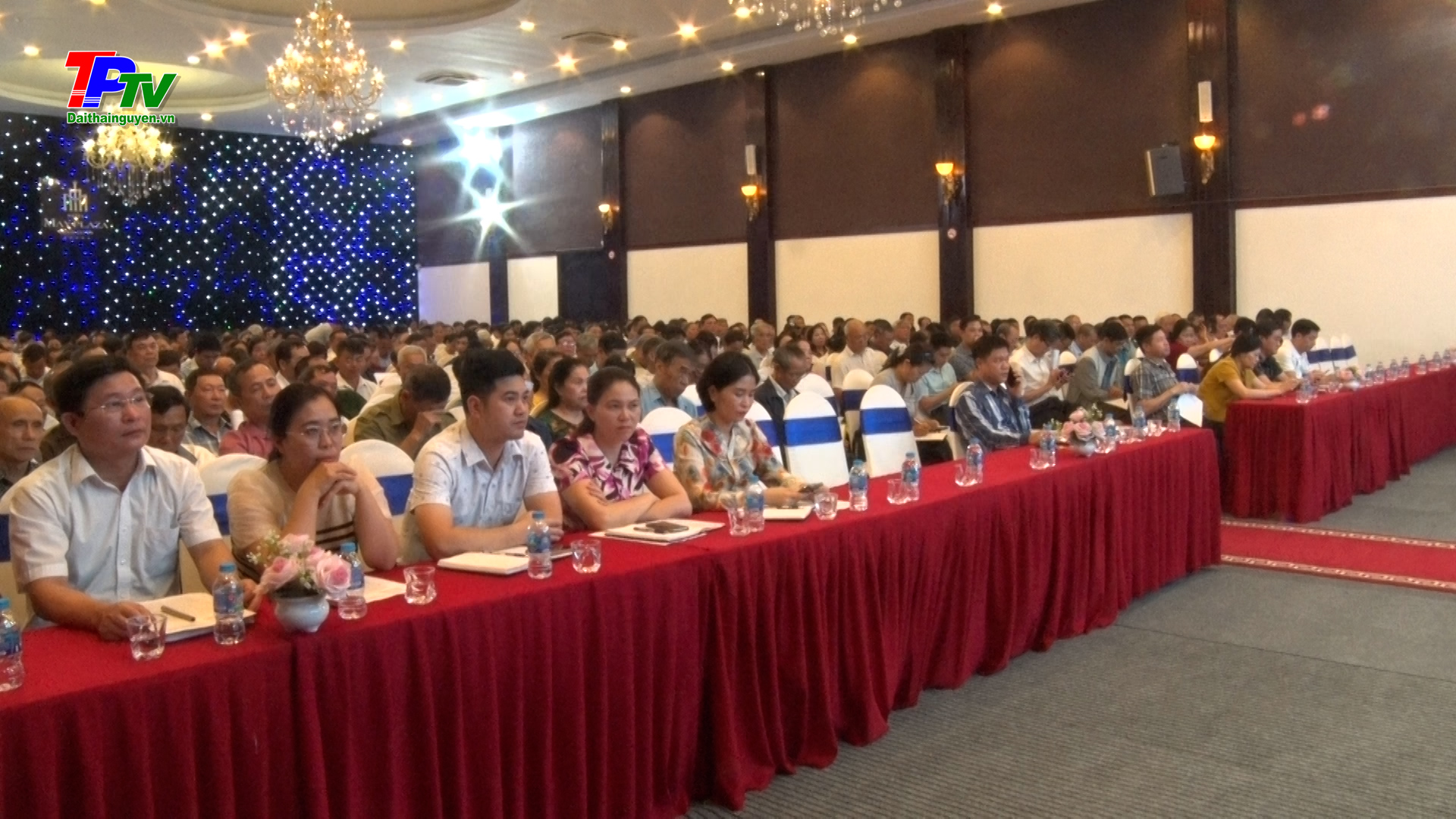 Tập huấn nghiệp vụ lấy ý kiến Nhân dân về dự thảo Đề án sắp xếp đơn vị hành chính cấp xã của tỉnh Thái Nguyên, dự thảo Đề án sắp xếp tỉnh Bắc Kạn và tỉnh Thái Nguyên.