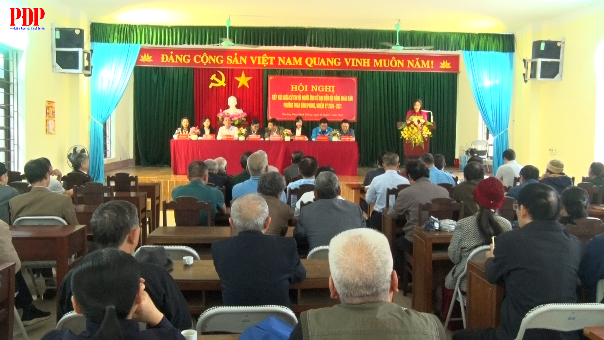 Hội nghị tiếp xúc giữa cử tri và người ứng cử đại biểu HĐND phường Phan Đình Phùng, đơn vị bầu cử số 6