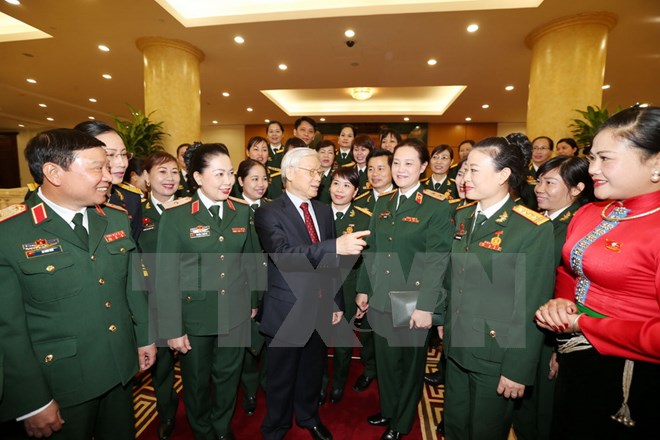 Tổng Bí thư Nguyễn Phú Trọng gặp mặt đại biểu phụ nữ quân đội