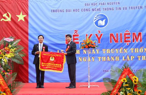 Trường ĐH Công nghệ thông tin và Truyền thông kỷ niệm ngày truyền thống