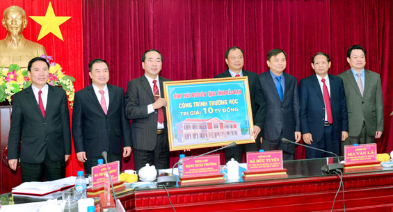 Đoàn đại biểu tỉnh Thái Nguyên thăm và làm việc tại Bắc Kạn