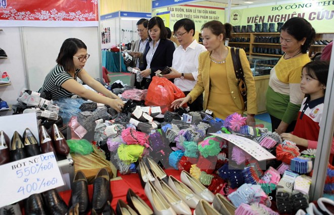 Hà Nội: Sôi động hội chợ thời trang Việt Nam 2016 dịp Giáng sinh