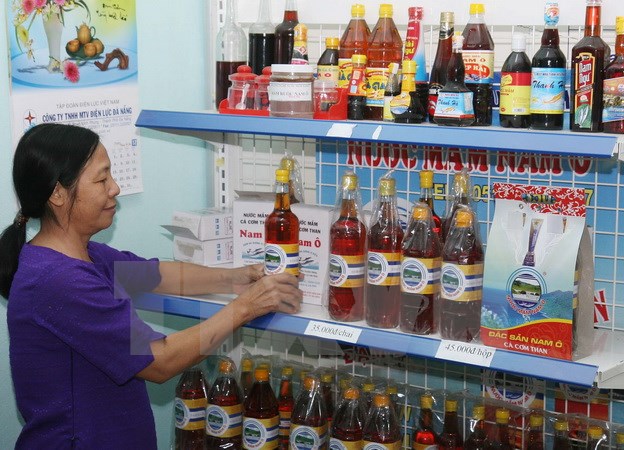 Thủ tướng yêu cầu báo cáo kết quả xử lý vụ bê bối nước mắm trước 10/11
