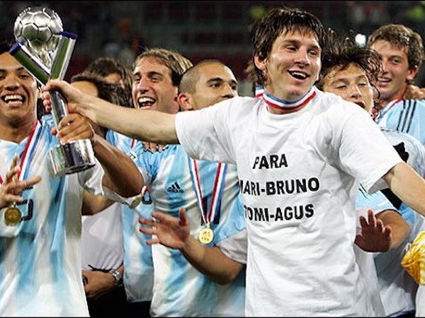 U19 Việt Nam bước vào bệ phóng của các huyền thoại Maradona, Messi