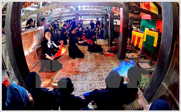 Tái hiện lễ cưới của dân tộc Tày giữa lòng Thủ đô Hà Nội