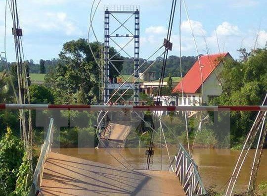 Vụ sập cầu treo Tà Lài: 4 người rơi xuống sông đều được cứu