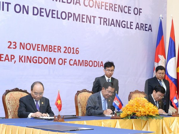 Tuyên bố chung của Hội nghị Cấp cao khu vực Tam giác phát triển