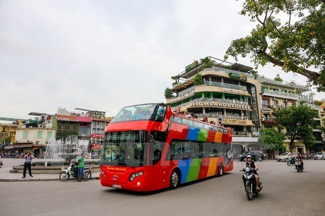 Hà Nội mở thêm tuyến buýt mui trần 2 tầng, lăn bánh ngày 10/10