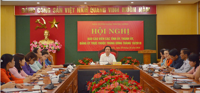Tập trung tuyên truyền các chỉ thị, nghị quyết 