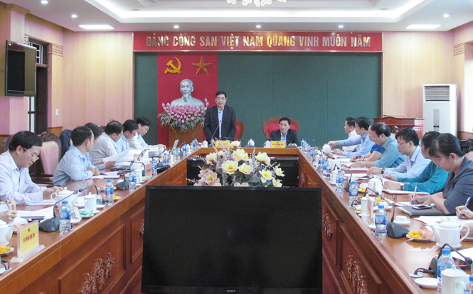 Khảo sát, kiểm tra việc thực hiện nghị quyết về môi trường 