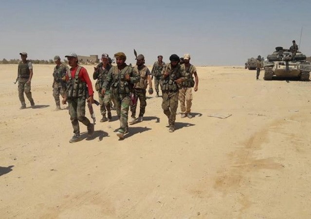 Syria triển khai lực lượng tinh nhuệ và khí tài hạng nặng truy quét IS